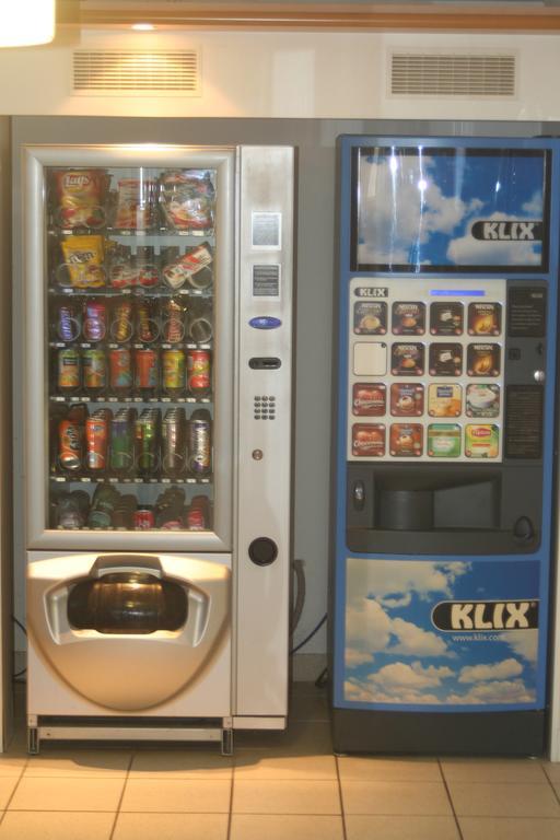 Ibis Budget Niort - Ла-Креш Экстерьер фото