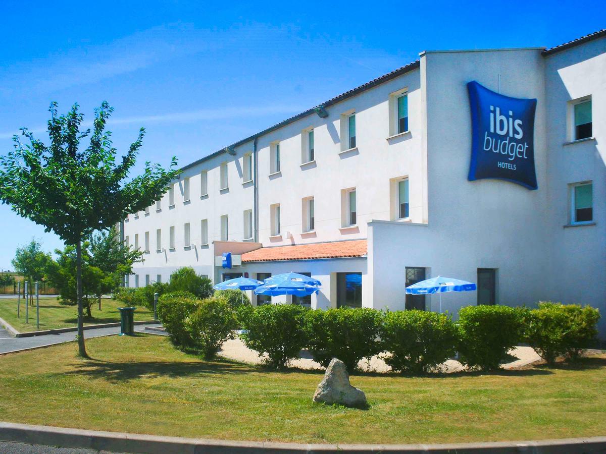Ibis Budget Niort - Ла-Креш Экстерьер фото